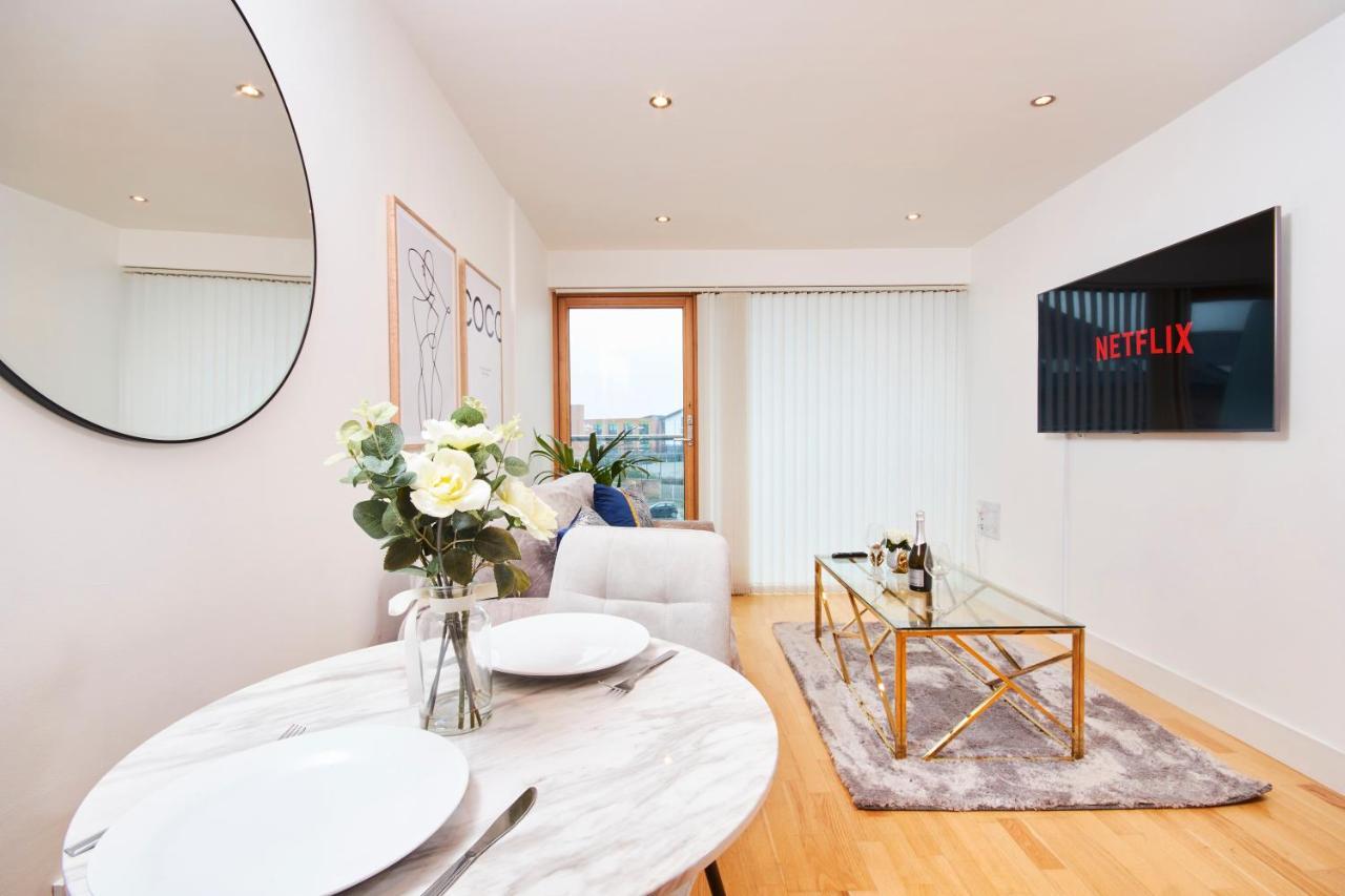 Deluxe City Centre Apt Balcony View& Free Parking! Apartment Leeds  Exterior photo